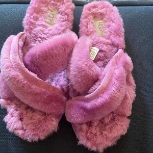 Ugg slippers